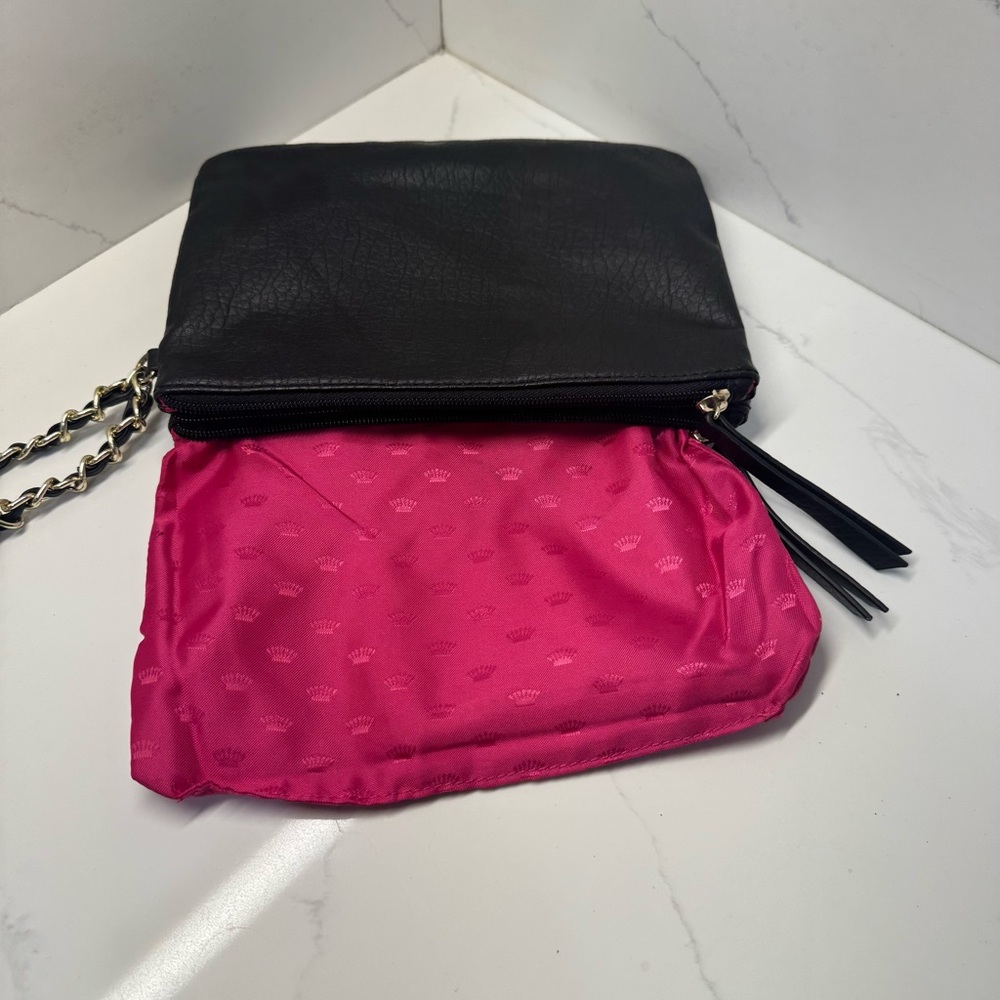 Juicy Couture Black Quilted Braided Chain Accent Gold Logo Wristlet New - Picture 8 of 8